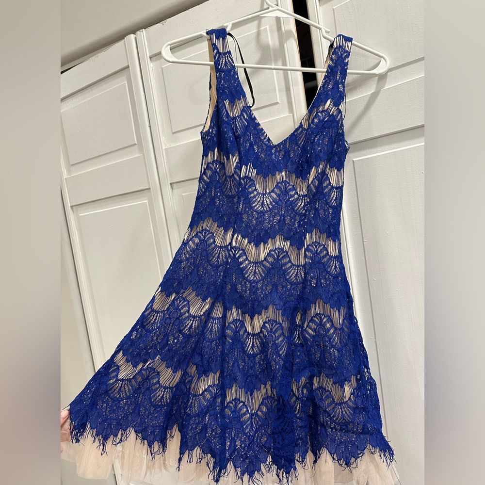 Beautiful formal dress!!!! 💙🦋🔹🩵👗🦚